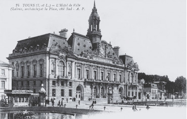 L'Hôtel de Ville - Tours